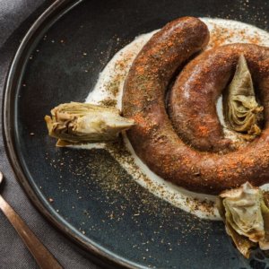 Cucina del riciclo: la ricetta della salsiccia con i ritagli di manzo dello chef Matteo Militello