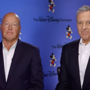 Disney, conmoción en la cima: Bob Iger regresa como CEO en lugar de Chapek