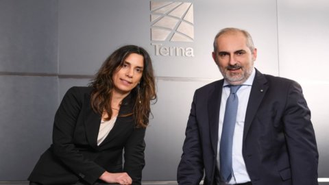 Terna: inaugura o Tyrrhenian Lab para favorecer a transição energética e se prepara para o sim europeu ao Link Tunisiano