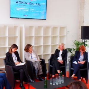 #Women4Digital: experiências e desafios de liderança para mulheres protagonistas da transformação digital