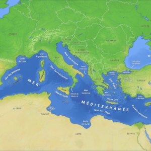 Raportul Med & Italian Energy 2022: cu porturi, o nouă axă de gaze și surse regenerabile, Italia va fi centrală pentru Marea Mediterană