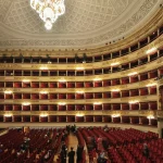Scala, ovazione per Mattarella. Per il «Boris Godunov» 13 minuti di applausi. In prima fila anche Von der Leyen e Meloni