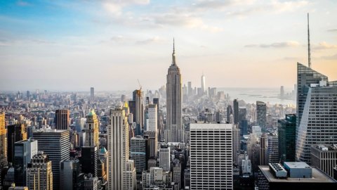 Trimestrali banche Usa: Goldman, JP Morgan, Citi, Blackrock e Wells Fargo battono le attese con una pioggia di utili