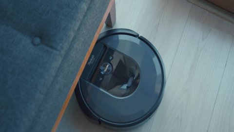 UE melawan Amazon: Roomba membahayakan privasi pengguna