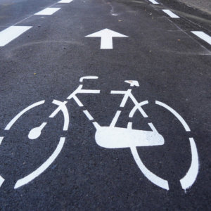 Arriva il Piano Biciclette Ue: più piste ciclabili, più parcheggi e meno Iva, così si punta al raddoppio