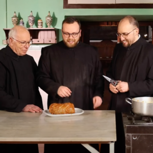 "Las recetas del Convento": tres monjes sicilianos llevan la buena comida a la televisión