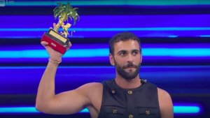 Mengoni vince Sanremo 2023