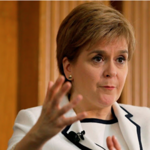 Scozia, Nicola Sturgeon lascia la carica di primo ministro: “Il tempo di lasciare è ora”