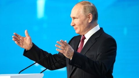 Putin: „Vom face totul pentru victorie”. Discurs de două ore, amenințări obișnuite - așa a spus președintele rus