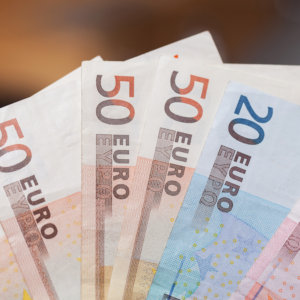 Bonus Sar 2023, fino a 1.000 euro per i disoccupati: a chi spetta? Ecco come fare domanda online