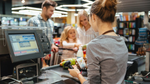 Lebensmittelgroßhandel, Mediobanca: Die Inflation treibt den Umsatz in Italien (+6,7%) im Jahr 2022, aber die Margen gehen bei der Hälfte der Unternehmen zurück