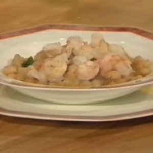 A receita da sopa de leguminosas, cereais e gambas: a memória da grande arte culinária de Gualtiero Marchesi