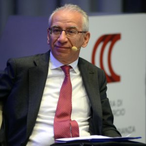 Banca AideXa confirma a Roberto Nicastro como Presidente y Federico Sforza como Gerente General. Ampliación de capital por llegada de nuevos socios