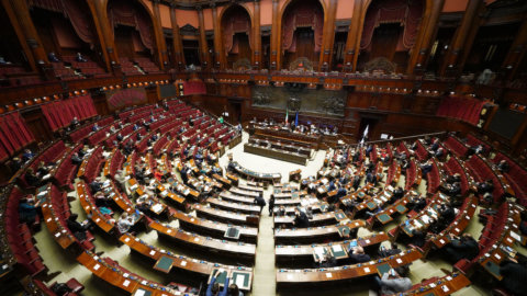 Autonomia differenziata: sì della Camera, ora è legge. E sul premierato al Senato il primo via libera: cosa cambia