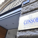 Consob: nel 2024 boom di azioni nei portafogli italiani (+20,8%), cresce il patrimonio gestito dagli intermediari