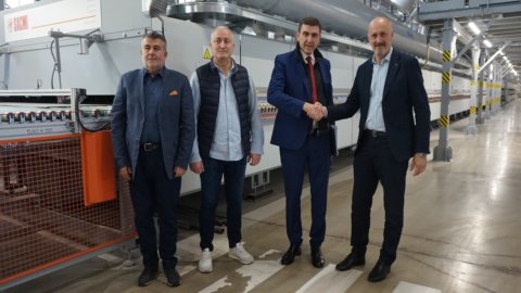 Ceramica, Italcer sceglie Sacmi per un forno a tecnologia idrogeno-metano per lo stabilimento di Fiorano Modenese