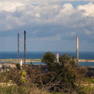 Priolo: el gobierno da luz verde a la venta a Goi Energy, pero pone límites especiales