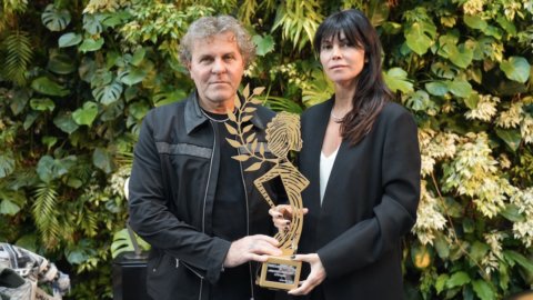 Otb Foundation, Renzo Rosso and Arianna Alessi receive the "Fashion wears peace" award