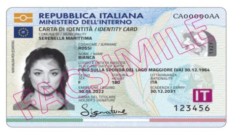 Cie e Spid: ecco come attivare e usare la Carta di identità elettronica per accedere ai servizi della Pa