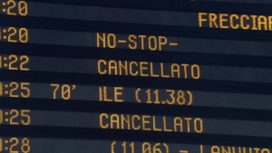 Treni ritardi cancellazioni