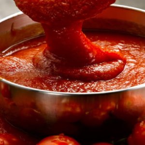 Pomodoro al Fundației Veronesi: o concentrație de nutrienți conservați și solidaritate în piață pe 15 și 16 aprilie