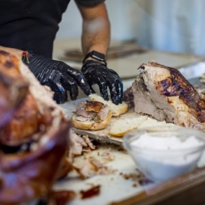 Makanan Jalanan: Festival Porchetta Italia di San Terenziano di Gualdo Cattaneo dari 19 hingga 21 Mei