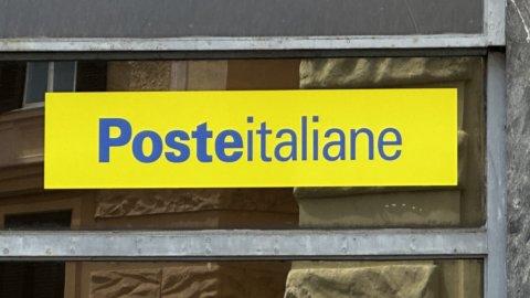 Semnul oficiului poștal