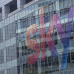 Uk, Sky compra la divisione Media di Itv: accordo da 1,6 miliardi di sterline