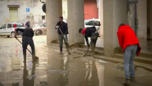 Angeli del fango al lavoro in Emilia Romagna dopo l'alluvione