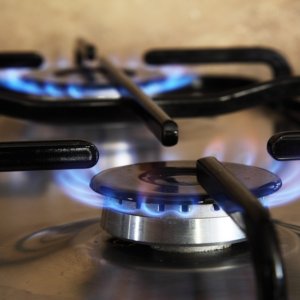 Bolletta Gas in calo per il mercato tutelato, a luglio -2,1%. Dati Arera