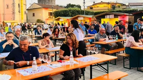 مهرجان النبيذ Casavecchia & Pallagrello: في Pontelatone ، تروي كرمات Caserta القصة والإقليم