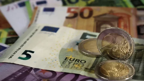 Riforma fiscale, dalle tredicesime al superbollo fino all’Imu: ecco le ultime novità