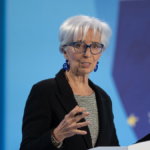 Lagarde: “Da dazi Usa impatto dello 0,3% sul Pil dell’Eurozona. Sale incertezza, nessun impegno sui tassi”
