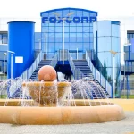 Foxconn, utili in volo grazie all’AI: +35% nel trimestre, corre la domanda di server