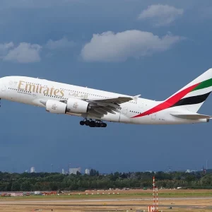 Dia Mundial do Meio Ambiente: nova iniciativa da Emirates para reduzir o plástico a bordo