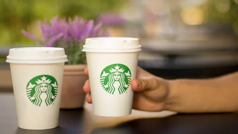 Starbucks chiude i battenti in Brasile. A rischio anche Eataly?
