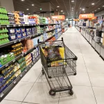 Milano capitale dei consumi, ma per il cibo il top è Roma. E il Sud riduce il divario col Nord