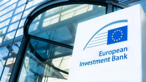 Зеленое финансирование: ЕИБ достигает рекорда и планирует новые инвестиции в электроэнергетику, сталь и солнечную энергию