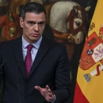 Spagna, Sánchez non si dimette dopo l’inchiesta sulla moglie: “Resto al governo con ancora più forza”