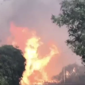 Sicile en flammes, pannes également à Palerme et Messine. Nouvelles sur l'aéroport de Catane. Dernières mises à jour