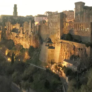 Pitigliano da borgo medievale a borgo iperdigitale con Open Fiber, Enea e istituto di vulcanologia