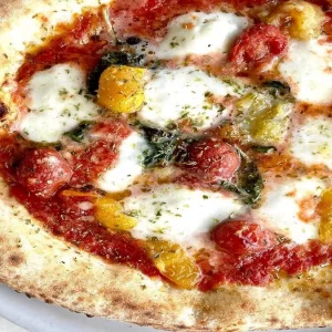 Pizza Week Roma: cine cu patru mâini cu bucătari cu stea, sesiuni de gem cu producători de pizza din diferite părți ale Italiei, pizza grozavă este pe scenă