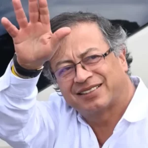 Petro, un anno da presidente di sinistra della Colombia: tra riforme mancate e guai giudiziari, ecco il non entusiasmante bilancio