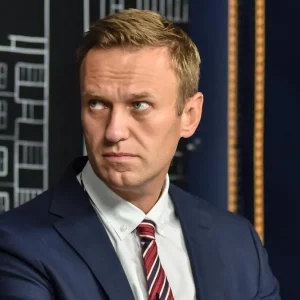 Navalny condannato ad altri 19 anni di carcere: l’oppositore di Putin sconterà 30 anni in prigione
