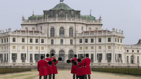 Охотничий рог: от Версаля до Venaria Reale. Книга, изданная Olschki