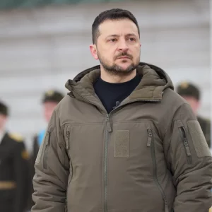 Ucraina, sventato attentato a Zelensky: arrestata l’informatrice dei servizi segreti russi. Ecco cosa è successo