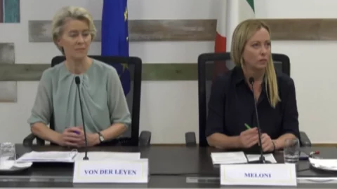 Lampedusa, Meloni a Von der Leyen: “Serve una missione navale europea”