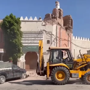 Terremoto in Marocco, si aggrava il bilancio dei morti e dei feriti e gli ospedali sono al collasso