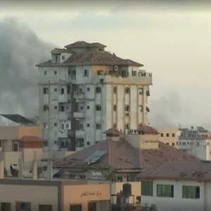 İsrail: "Gazze Şehri'ndeyiz ancak hastanelere yakıt yok." Mısır 7 bin kişiyi tahliye etmeye hazır