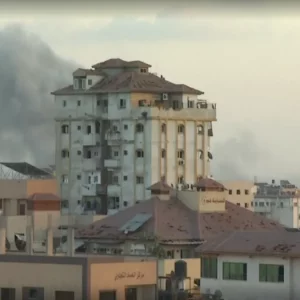 Israele: “Siamo dentro Gaza City ma niente carburante agli ospedali”. Egitto pronto ad evacuare 7 mila persone